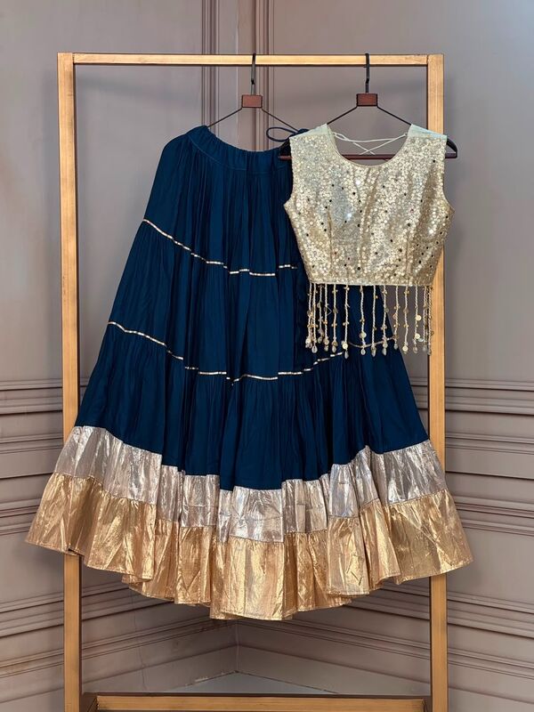  Lehenga With Dori Latkan